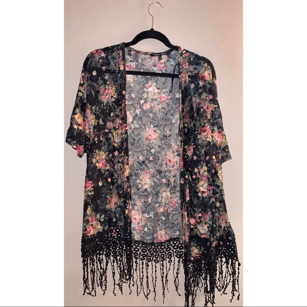 Black Floral Kimono